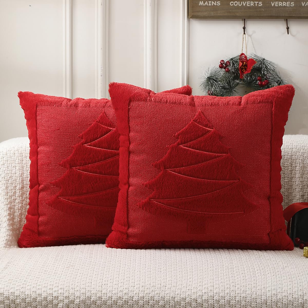 VAKADO Christmas Green Throw Pillow Covers 18x18 Set of 2 ，Winter Xmas Holiday Decoration Outdoor Tree Decorative Home Decor for Couch Festival Bed Sofa Bedroom Living Room Office