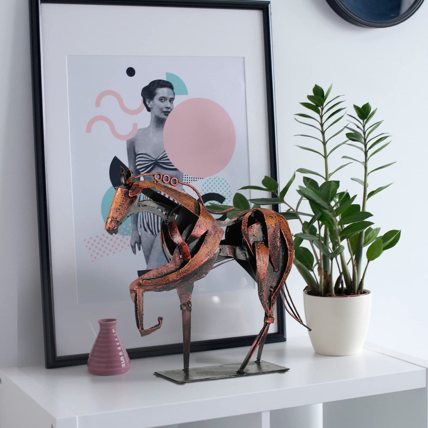 SunBlogs Art Metal Horse Statue Decor, Handmade Strong Modern Horse Sculpture Handicraft, Rustic Metal Statue Decorations Gift for Home Office Desk Figurine (Brown)