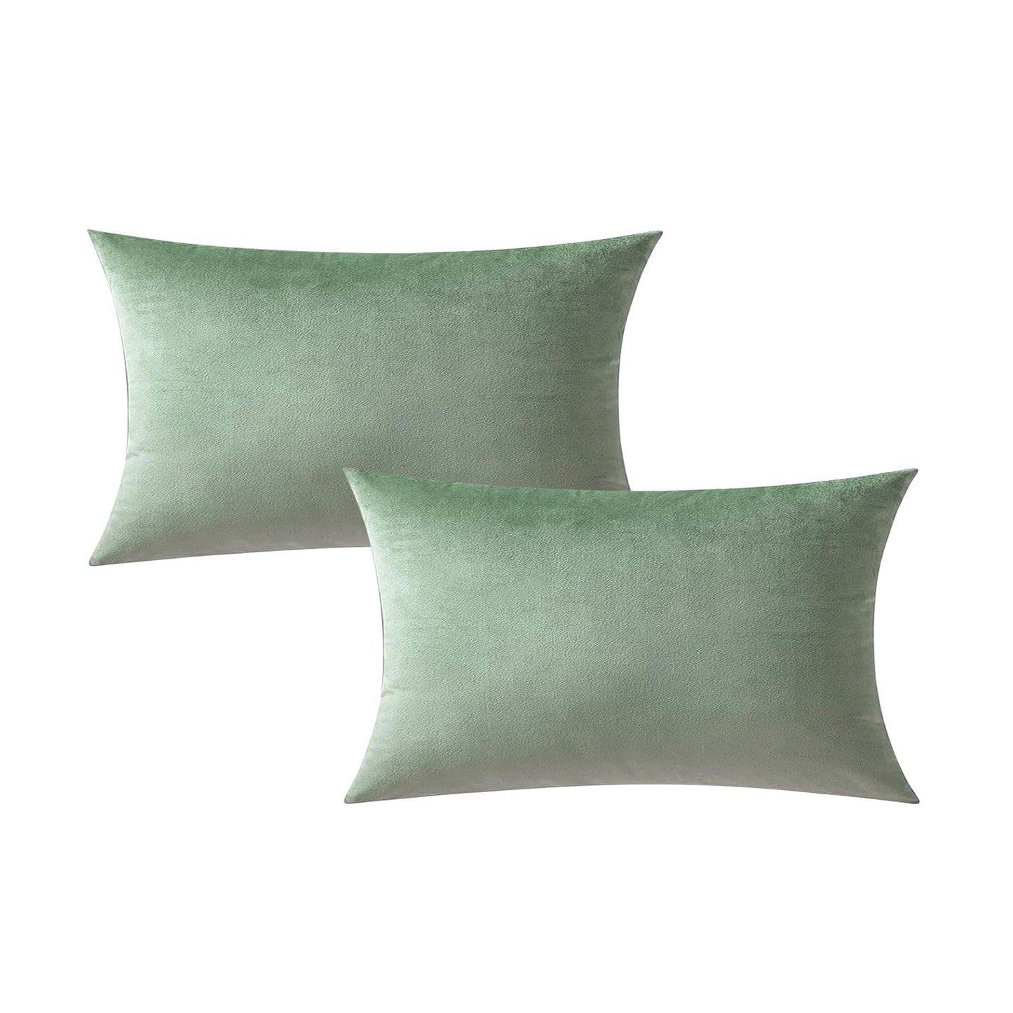 VAKADO Throw Pillow Covers 18x18 Set of 2 Emerald Green Velvet Decor Dark Forest Christmas Decorative Xmas Cushion Couch Euro Pillowcases Home Bed Decoration for Sofa Bedroom Office