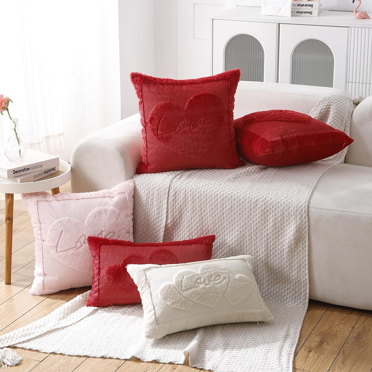 VAKADO Valentine’s Throw Pillow Covers 20x20 Set of 2 White Decoration Heart Valentine’s Day Couch Decorative Home Decor for Bed Sofa Bedroom Office