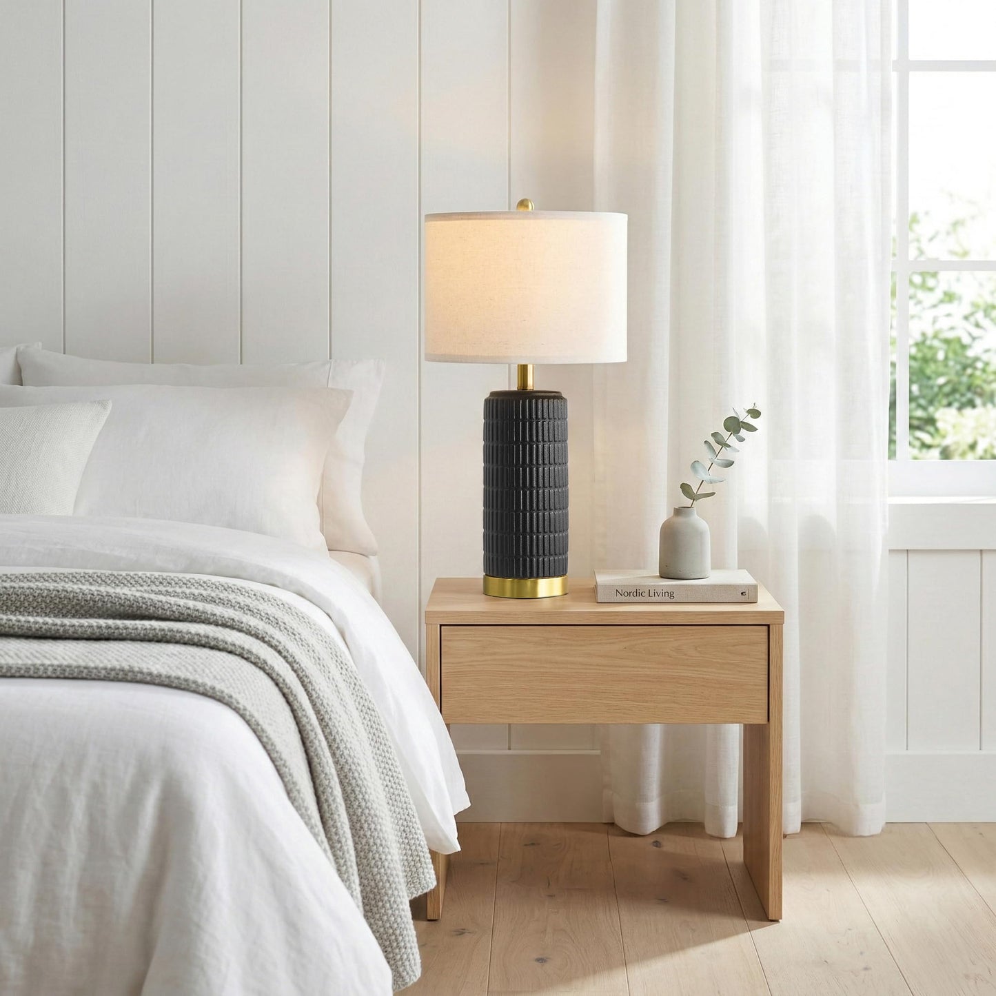 PoKat Small Bedside Table Lamps Set of 2 for Bedroom Living Room, 21.5'' Modern Ceramic Nightstand Lamps with Gold Base, Farmhouse Table Lamps for Office End Side Table Console, White and Beige