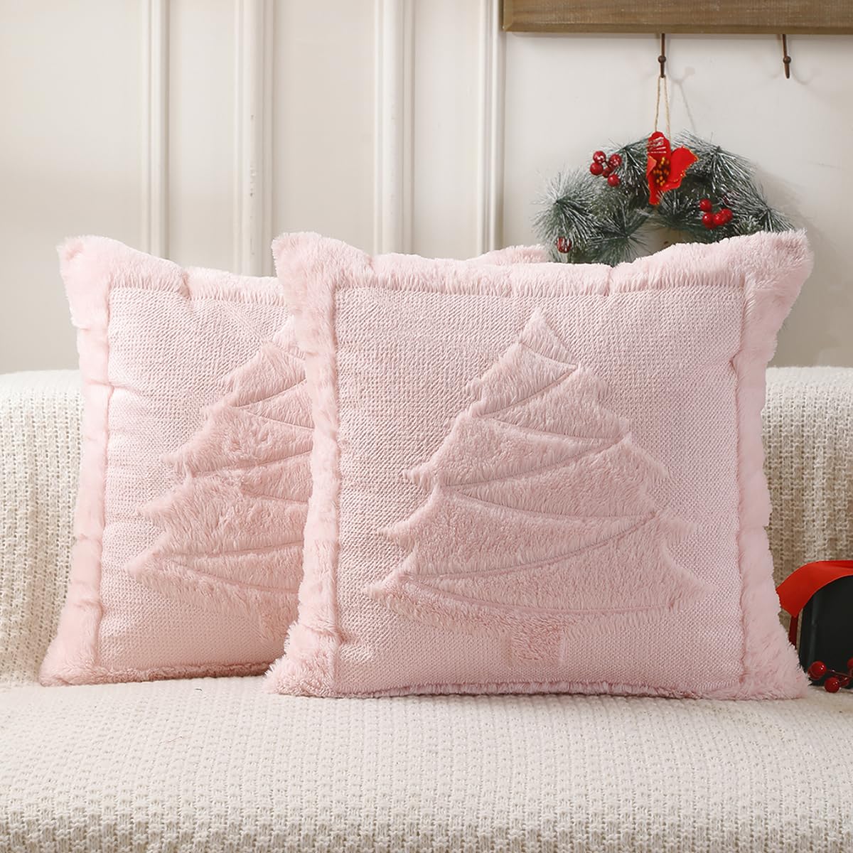 VAKADO Christmas Green Throw Pillow Covers 18x18 Set of 2 ，Winter Xmas Holiday Decoration Outdoor Tree Decorative Home Decor for Couch Festival Bed Sofa Bedroom Living Room Office