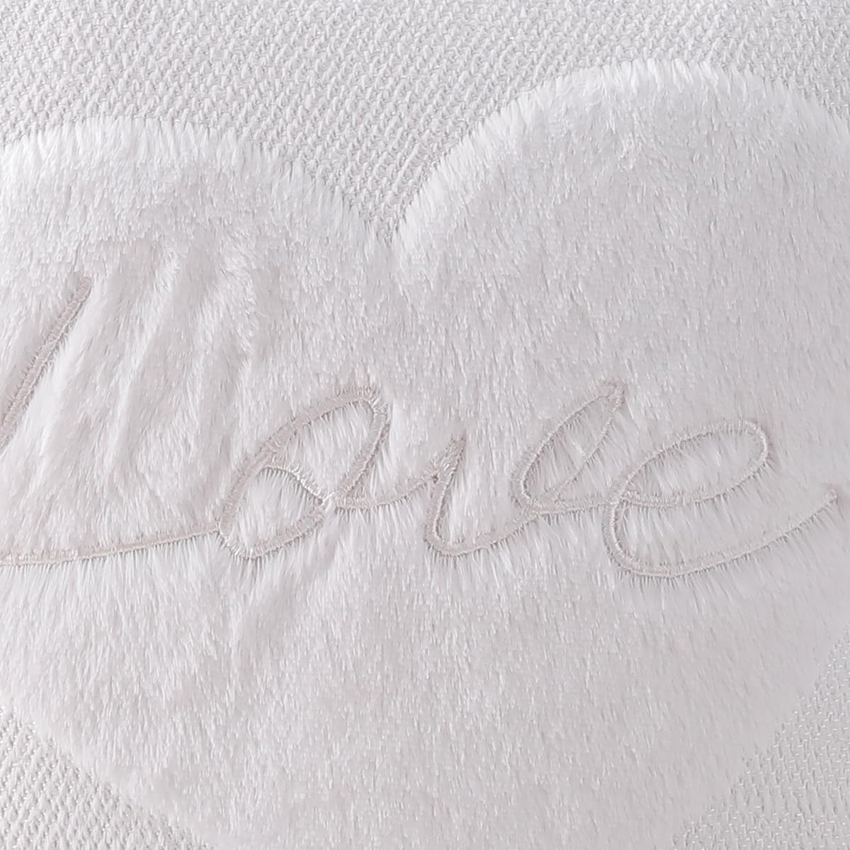 VAKADO Valentine’s Throw Pillow Covers 20x20 Set of 2 White Decoration Heart Valentine’s Day Couch Decorative Home Decor for Bed Sofa Bedroom Office