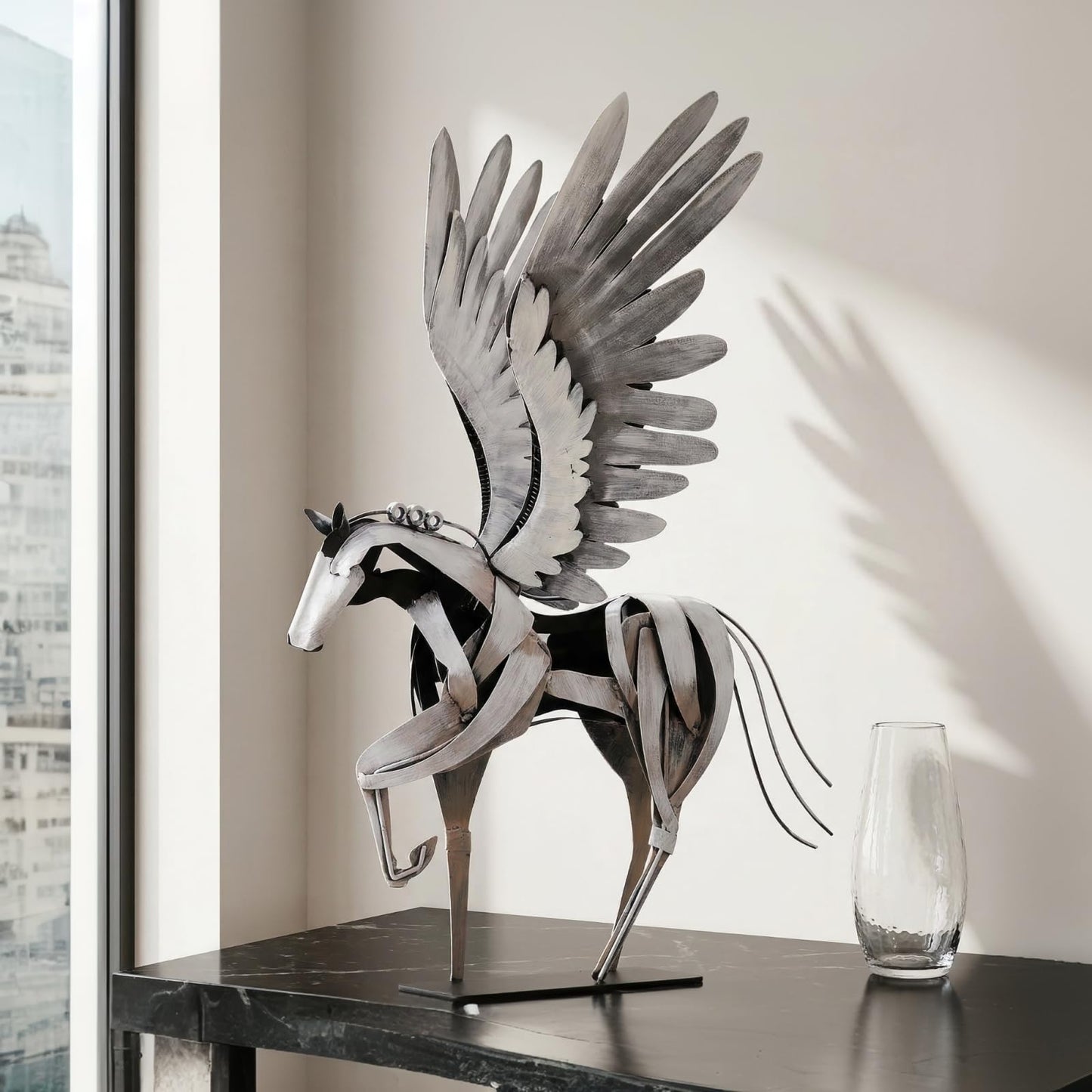 SunBlogs Art Metal Horse Statue Decor, Handmade Strong Modern Horse Sculpture Handicraft, Rustic Metal Statue Decorations Gift for Home Office Desk Figurine (Brown)
