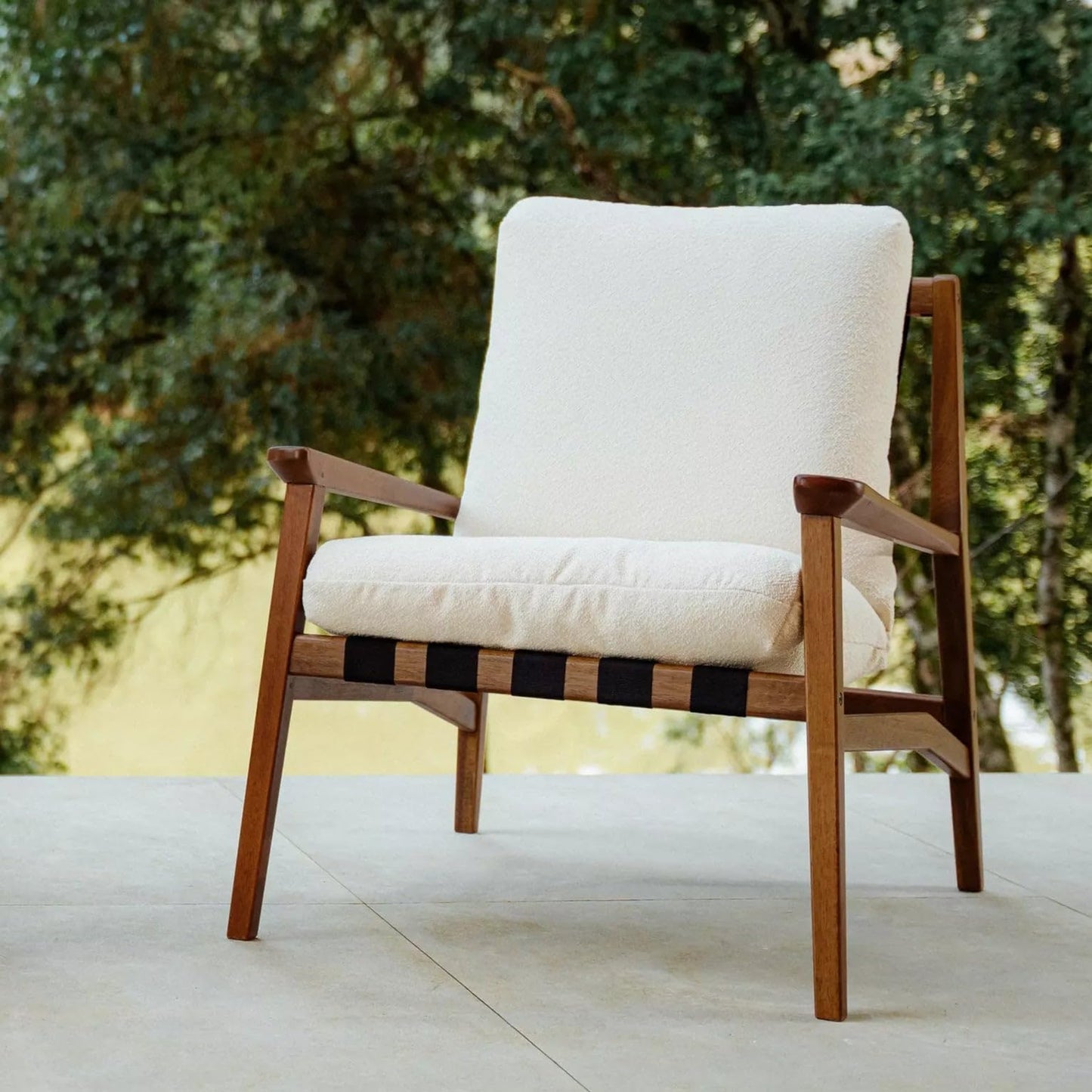 Grain Wood Furniture Solid Wood Mid Century Lounge Chair with Stone Gray Cushions