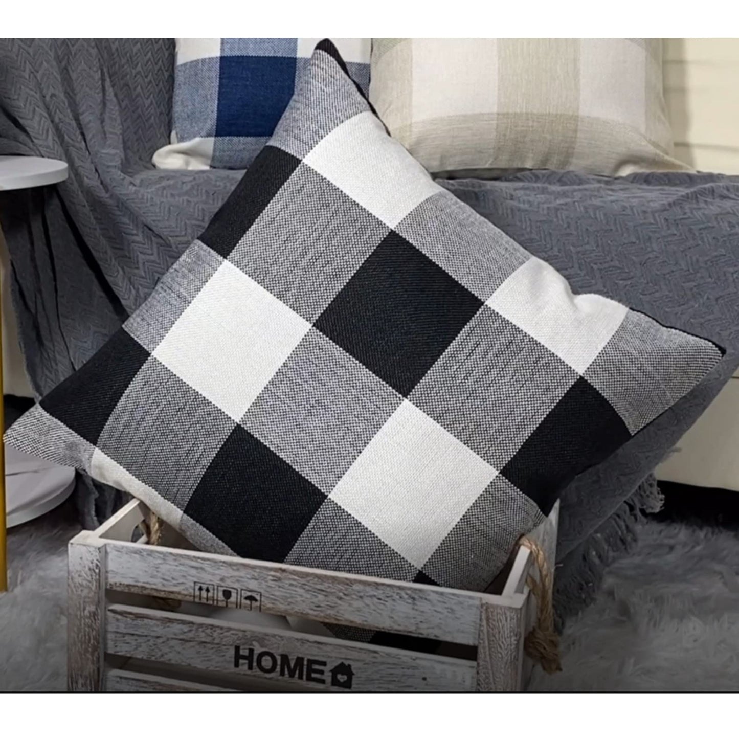 VAKADO Outdoor Farmhouse Buffalo Plaids Throw Pillow Covers 18x18 Set of 2 Black White Decorative Classroom Front Porch Classic Decor Retro Boho Cushion Cases Fall Home Rustic Check for Couch Patio