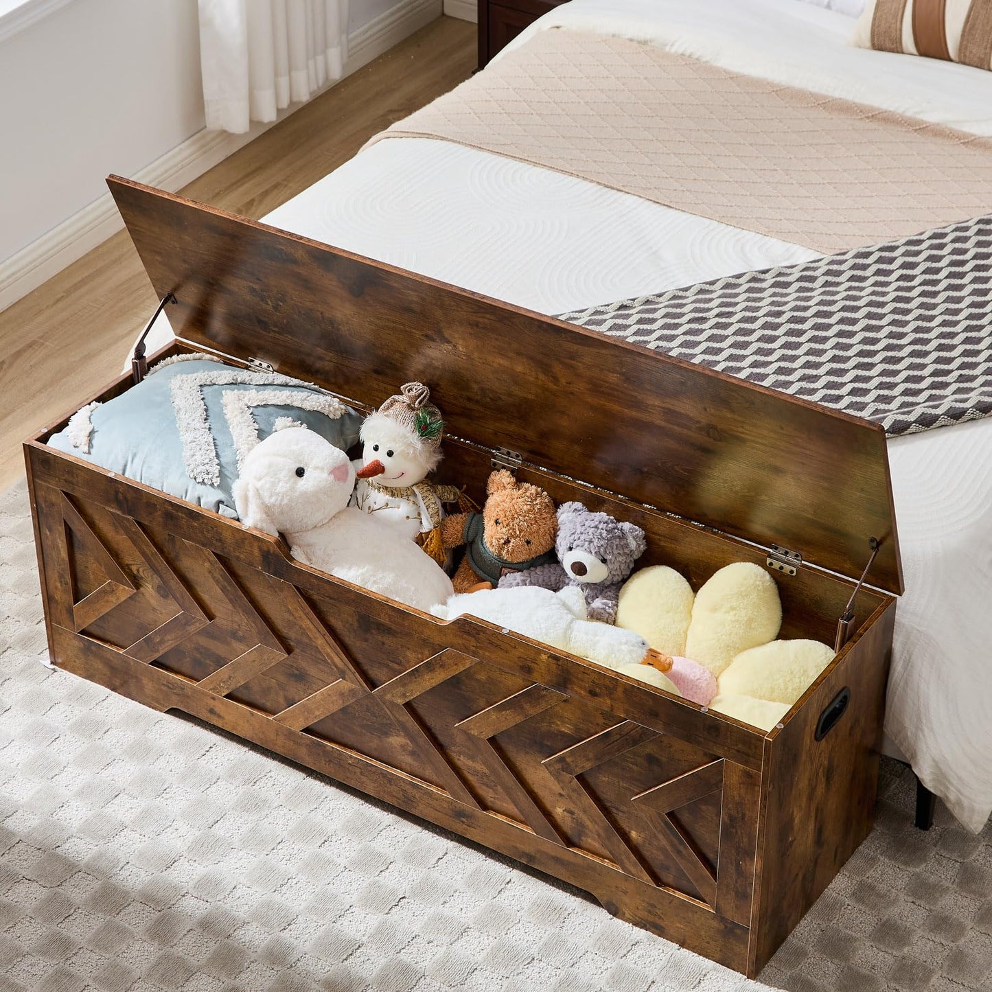 55.1” Storage Bench, Extra Large Entryway Bench with Storage,Storage Chest with 2 Safety Hinges,Blanket Storage,Shoe Storage Chest for Bedroom,Living Room,Easy Assembly. (Greige)