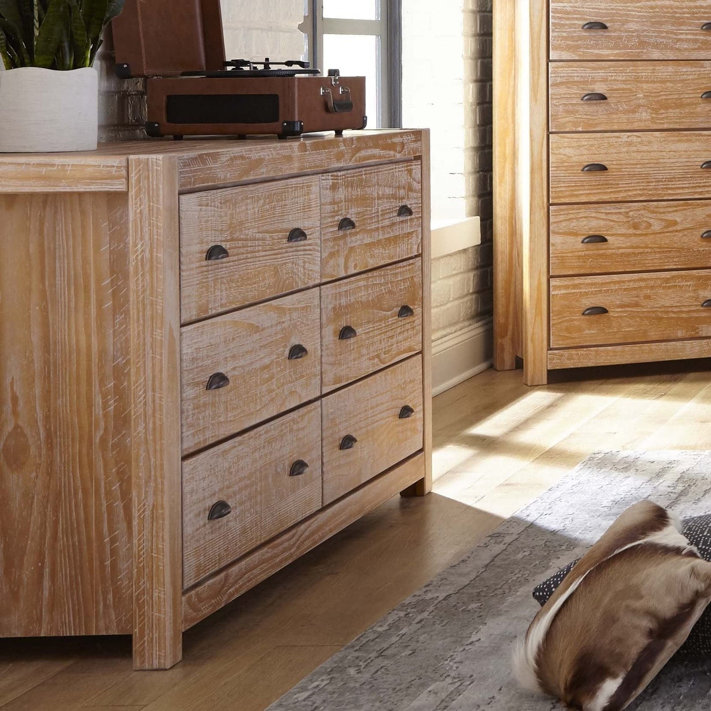 Grain Wood Furniture Montauk 6-Drawer Dresser, Solid Wood with a Farmhouse Black Finish