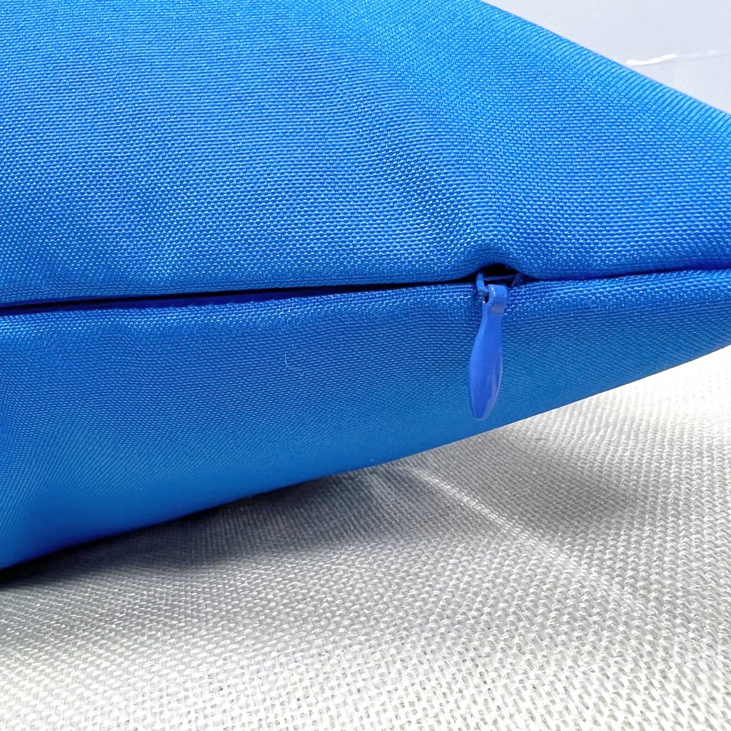 VAKADO Outdoor Waterproof Throw Pillow Covers 18X18 Set of 2 Decorative Green Patio Furniture Summer Cushion Cases Outside Decor for Couch Garden Bench Porch