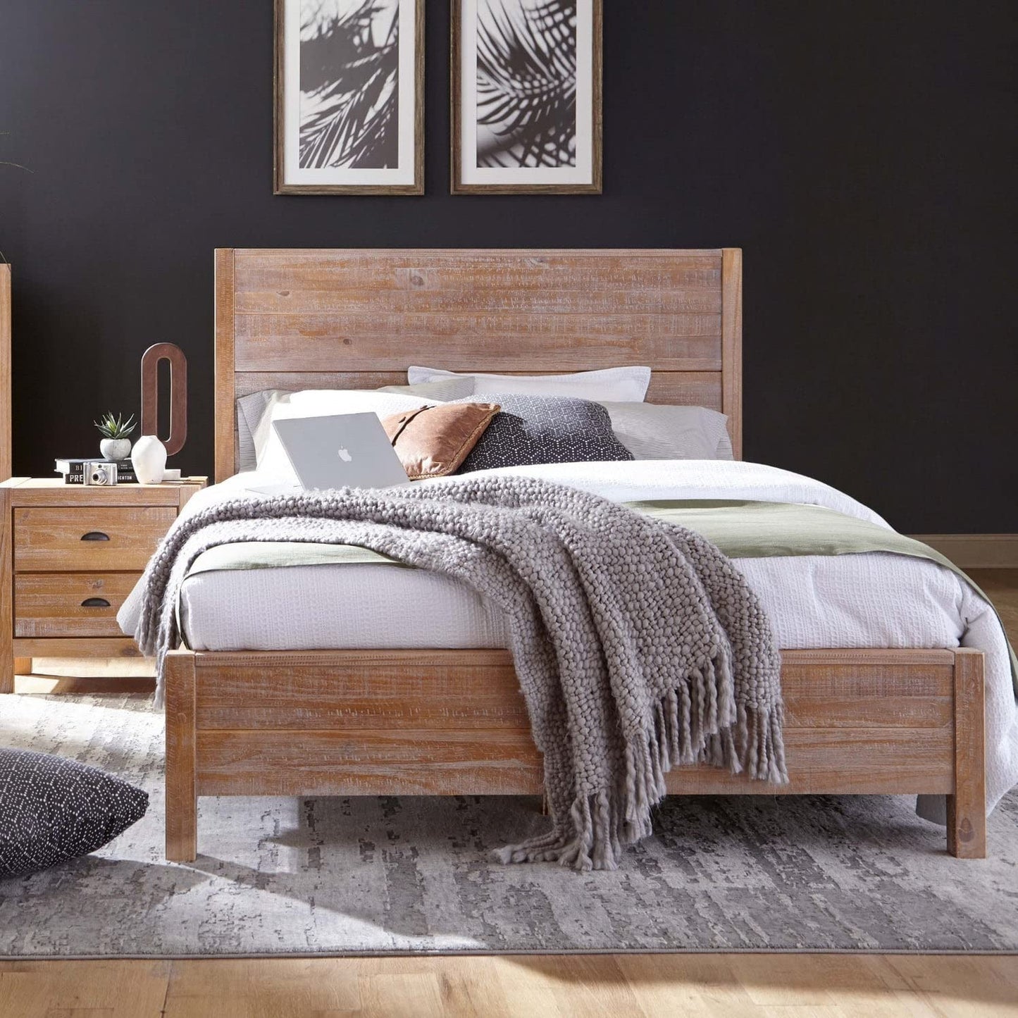 Grain Wood Furniture Montauk Solid Wood Bed, King Size, Rustic Walnut